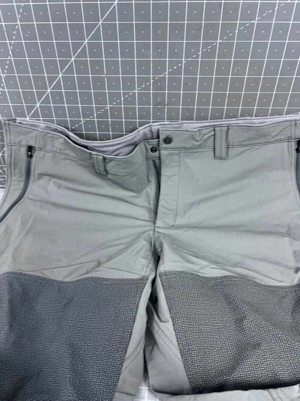 Men's Upland Hunting Softshell Pant Slate/Dark Shadow Size 46/32 Orvis - Picture 2 of 10